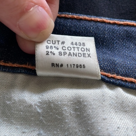 EUC J BRAND sz26 cropped “the skinny” Jeans in “”ink” excellent condition! - Picture 7 of 7